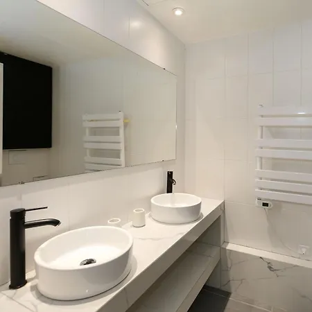 13eme Rdc Idealement Situe Appartement *